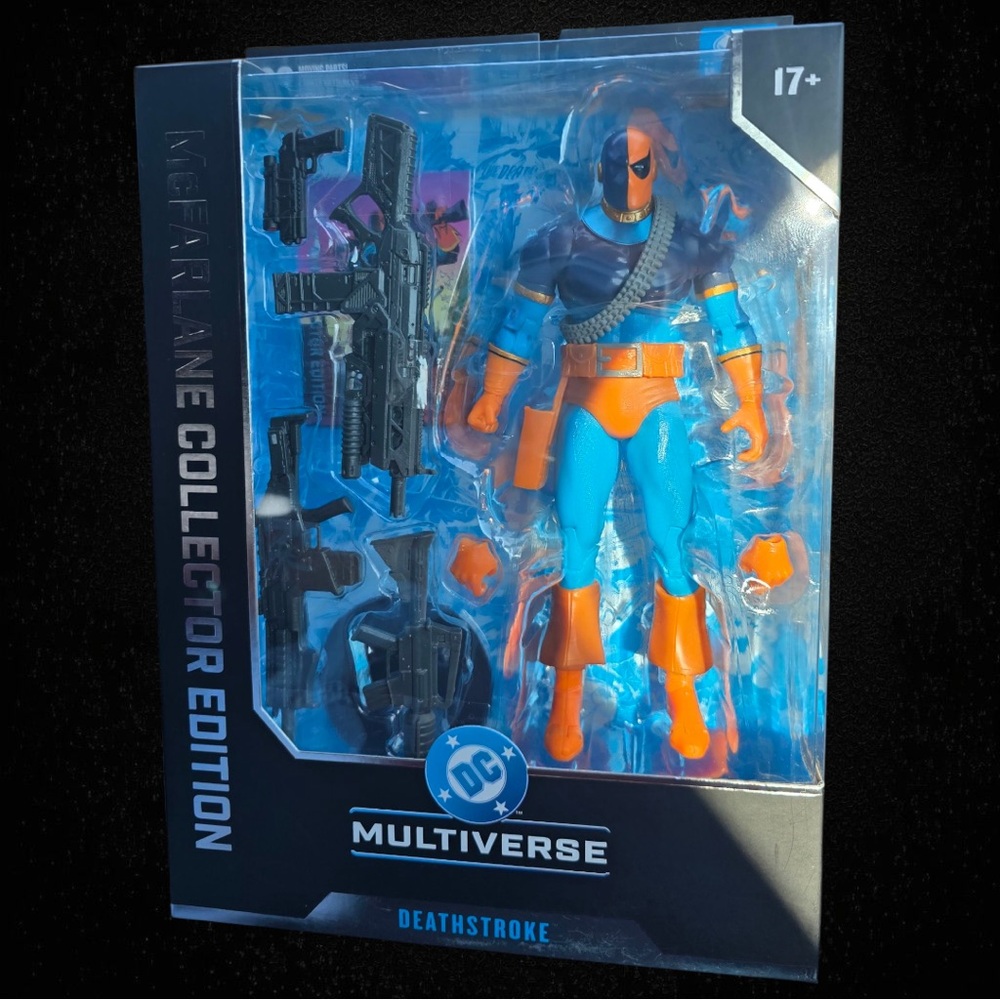 McFarlane Toys DC Multiverse Deathstroke Action Figure